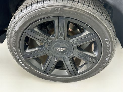 Used 2016 Cadillac Escalade Premium RWD image 11