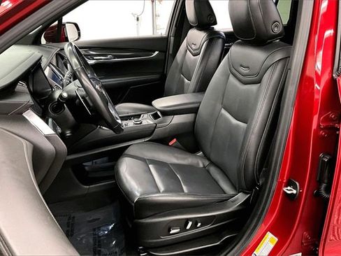 Used 2023 Cadillac XT6 Sport w/ Technology Package image 21