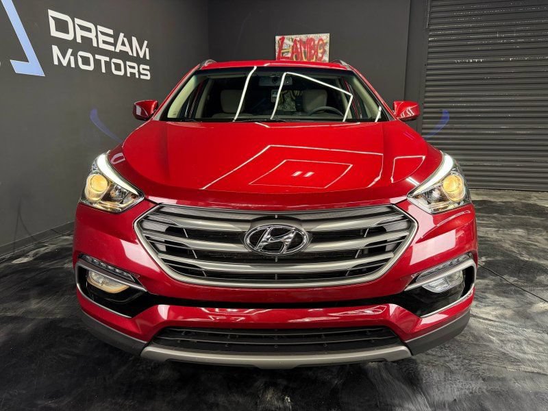 Used 2017 Hyundai Santa Fe Sport FWD image 2