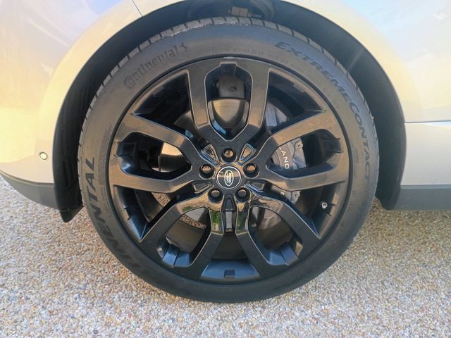 Used 2020 Land Rover Range Rover HSE AWD/4WD image 18