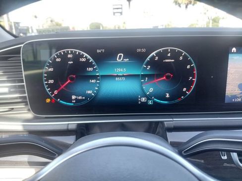 Used 2020 Mercedes-Benz GLE 350 4MATIC image 35