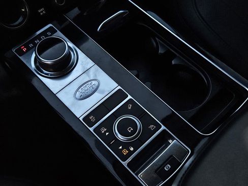 Used 2022 Land Rover Range Rover Westminster Edition image 27