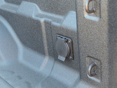 New 2026 GMC Canyon Denali image 28