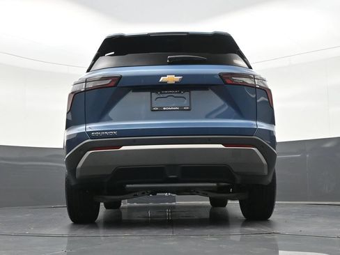 Used 2026 Chevrolet Equinox LT w/ Safety and Technology Package FWD image 30