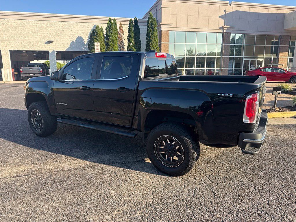 Used 2018 GMC Canyon SLE w/ SLE Convenience Package AWD/4WD image 3
