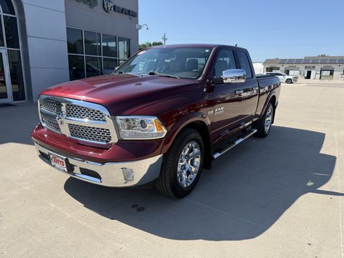 Used 2018 RAM 1500 Laramie AWD/4WD image 27