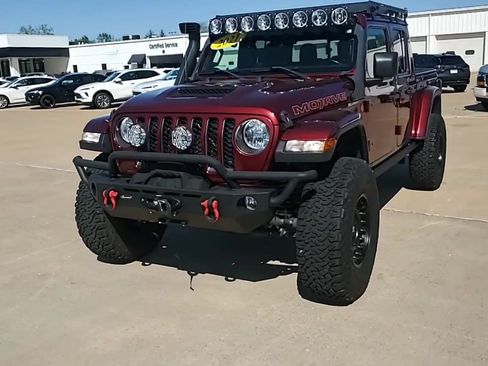 Used 2021 Jeep Gladiator Mojave w/ Cold Weather Group AWD/4WD image 4
