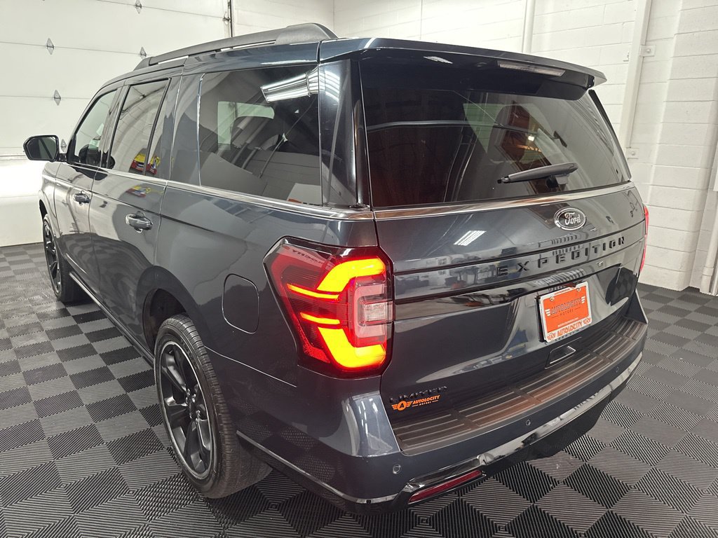 Used 2024 Ford Expedition Limited AWD/4WD image 7