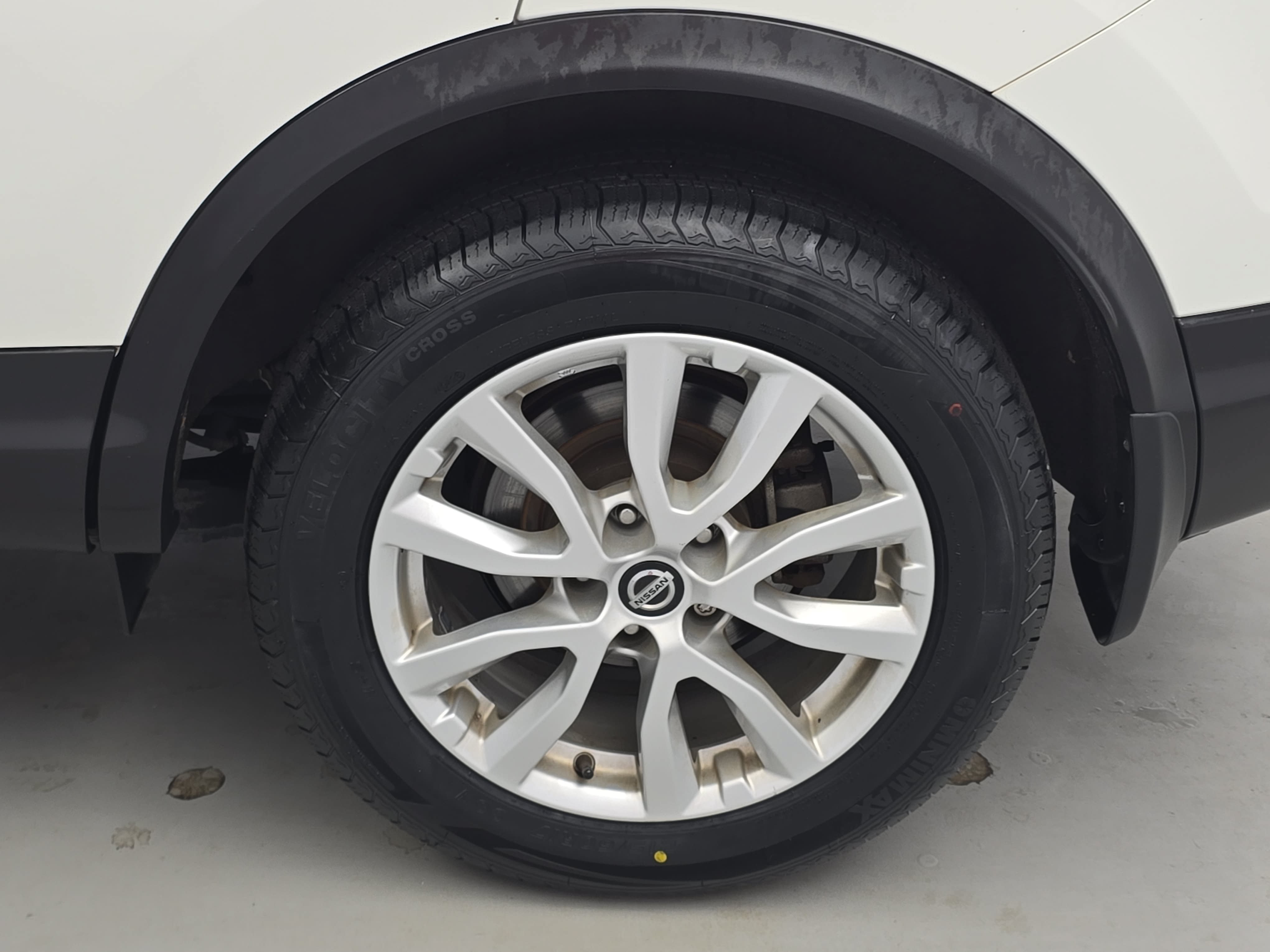 Used 2020 Nissan Rogue Sport S w/ Appearance Package FWD image 32