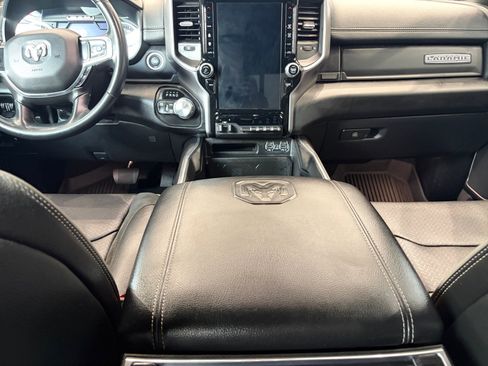 Used 2023 RAM 1500 Laramie AWD/4WD image 17