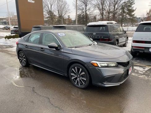 Used 2023 Honda Civic EX-L image 2