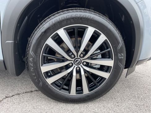 Used 2025 Nissan Pathfinder Platinum w/ Cargo Package image 61