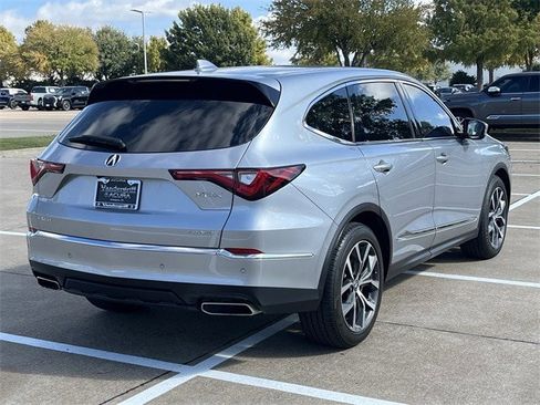 Certified 2024 Acura MDX SH-AWD w/ Technology Package image 4