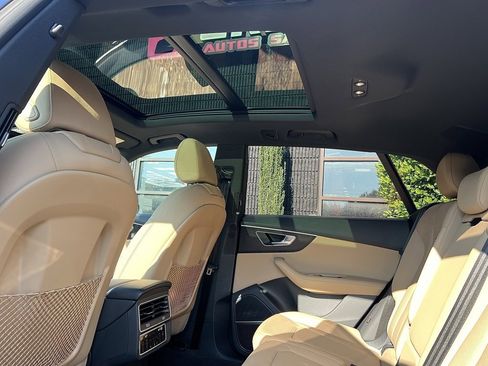 Used 2023 Audi Q8 Prestige image 46