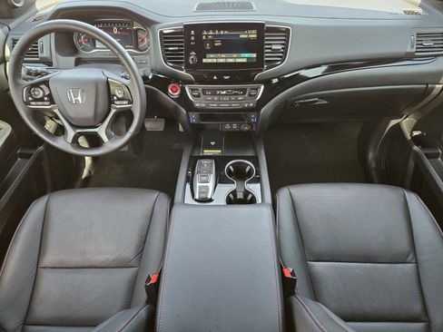 Used 2024 Honda Passport Black Edition image 30