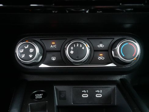 Certified 2025 Nissan Kicks SV w/ Illumination Package image 23