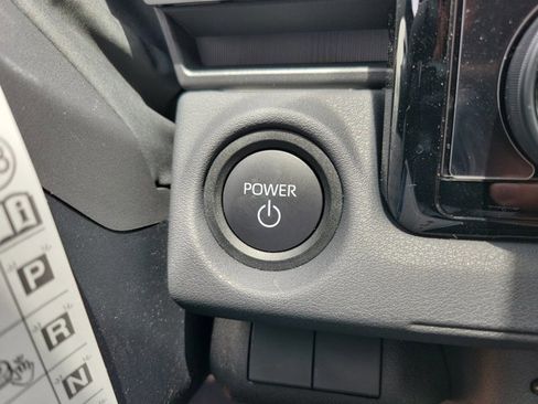 Used 2026 Toyota C-HR AWD/4WD image 15
