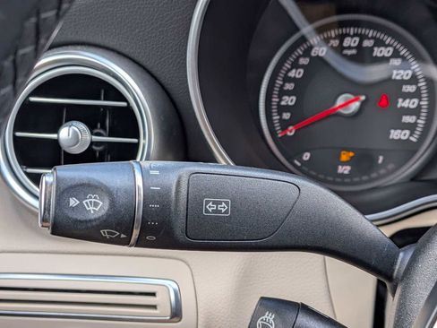 Used 2017 Mercedes-Benz C 300 4MATIC Sedan image 27