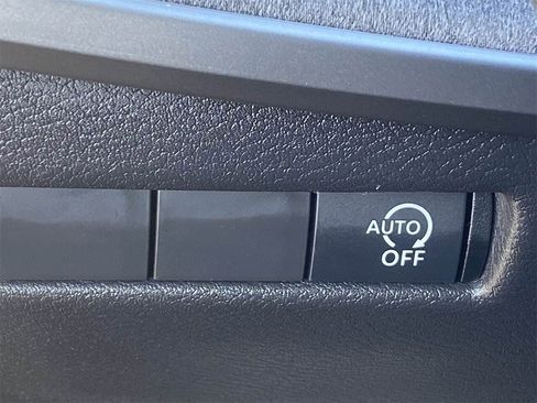 New 2026 Nissan Kicks SV image 29