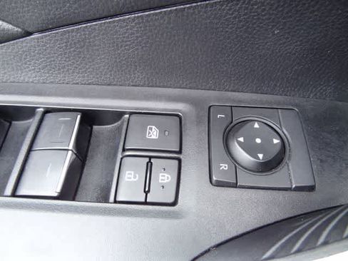 Certified 2025 Toyota RAV4 XLE FWD image 14