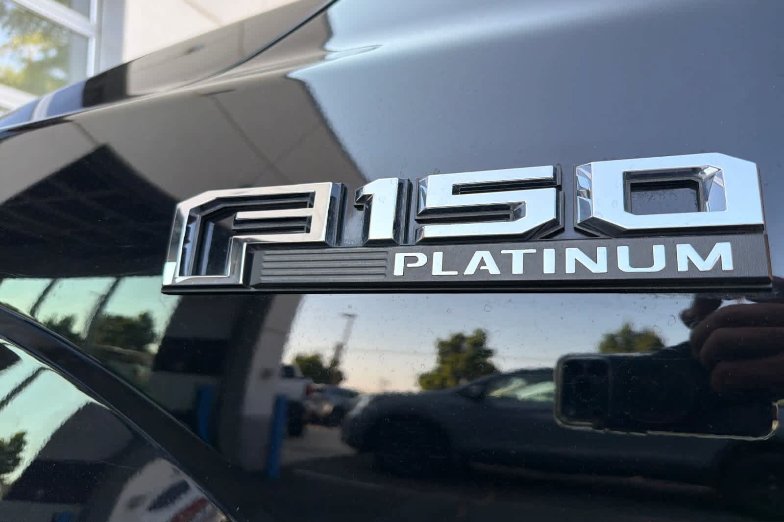 Used 2018 Ford F150 Platinum w/ Equipment Group 701A Luxury AWD/4WD image 29