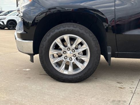 Used 2023 Chevrolet Silverado 1500 LTZ w/ LTZ Premium Package image 32