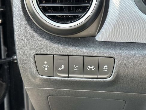 Used 2020 Hyundai Kona Ultimate image 17