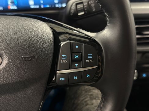 Used 2024 Ford Escape Platinum image 25