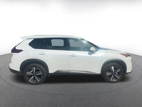 Used 2026 Nissan Rogue SL AWD/4WD image 15