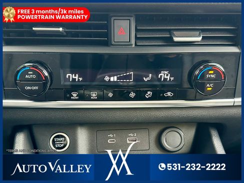 Used 2023 Nissan Rogue SV image 33