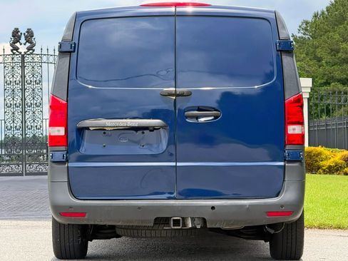 Used 2021 Mercedes-Benz Metris image 10