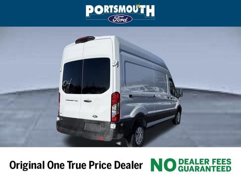 New 2026 Ford Transit 250 148 High Roof w/ Exterior Upgrade Package RWD image 28