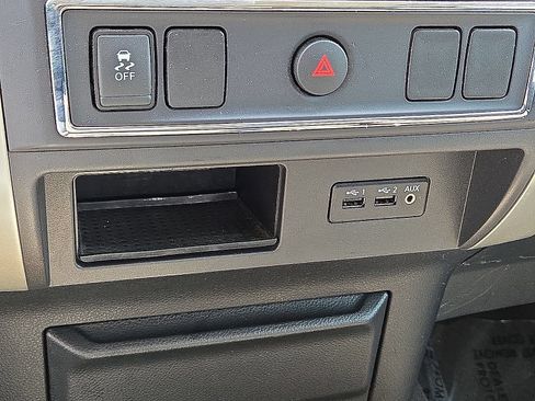 Used 2019 Nissan Titan SV RWD image 29