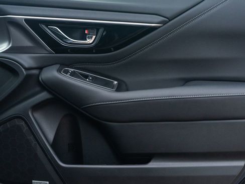 New 2025 Subaru Legacy Limited w/ Popular Package #3 image 8