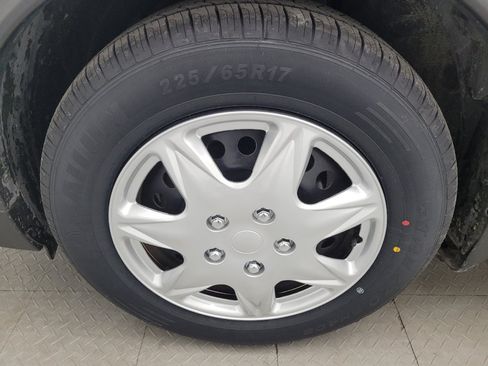 Used 2018 Nissan Rogue S FWD image 31