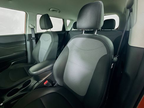 Used 2019 Kia Soul + image 19