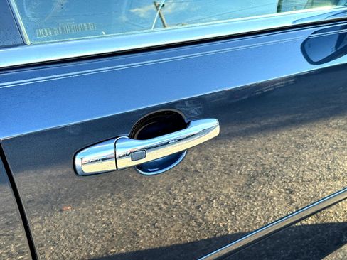 Used 2014 Lincoln MKX AWD w/ Equipment Group 102A image 87