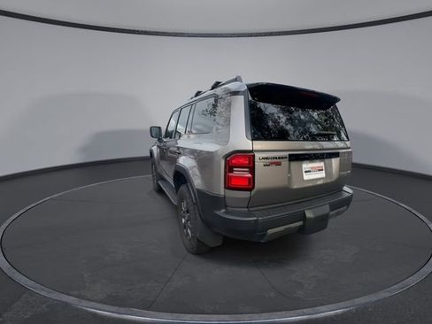 Used 2025 Toyota Land Cruiser image 13