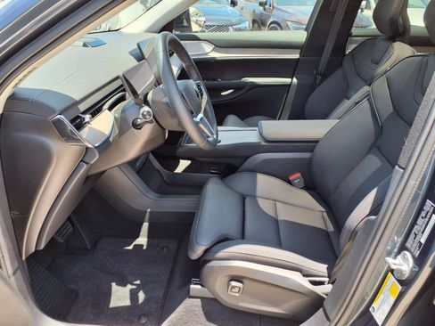 New 2025 Volvo EX90 Ultra image 13