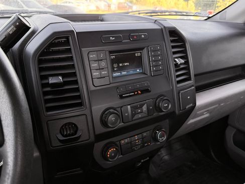 Used 2019 Ford F150 XL w/ Trailer Tow Package RWD image 28