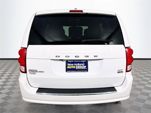 Used 2017 Dodge Grand Caravan GT image 6