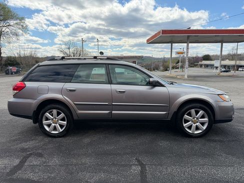 Used 2008 Subaru Outback 2.5i Limited image 4