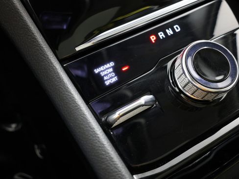 Used 2022 Jeep Grand Cherokee L Limited AWD/4WD image 18