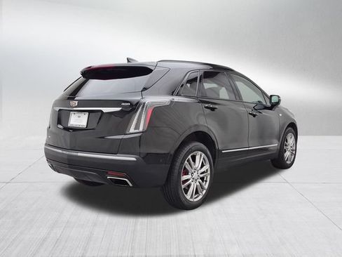 Used 2023 Cadillac XT5 Sportv w/ Technology Package AWD/4WD image 5