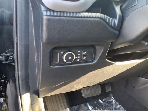 Used 2024 Ford Ranger XL image 18