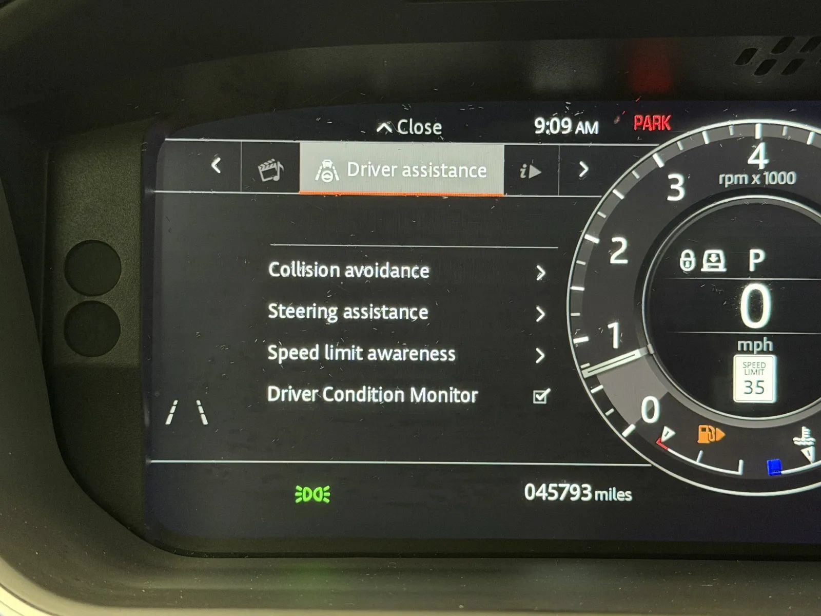 Used 2019 Land Rover Range Rover Sport HSE AWD/4WD image 14