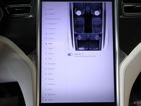 Used 2017 Tesla Model X 100D image 63