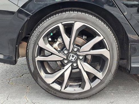 Used 2019 Honda Civic Sport image 8