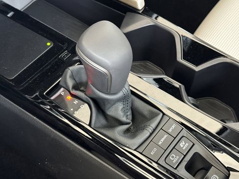New 2026 Toyota Camry XLE AWD/4WD image 20