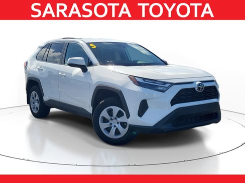 Used 2025 Toyota RAV4 LE AWD/4WD image 1